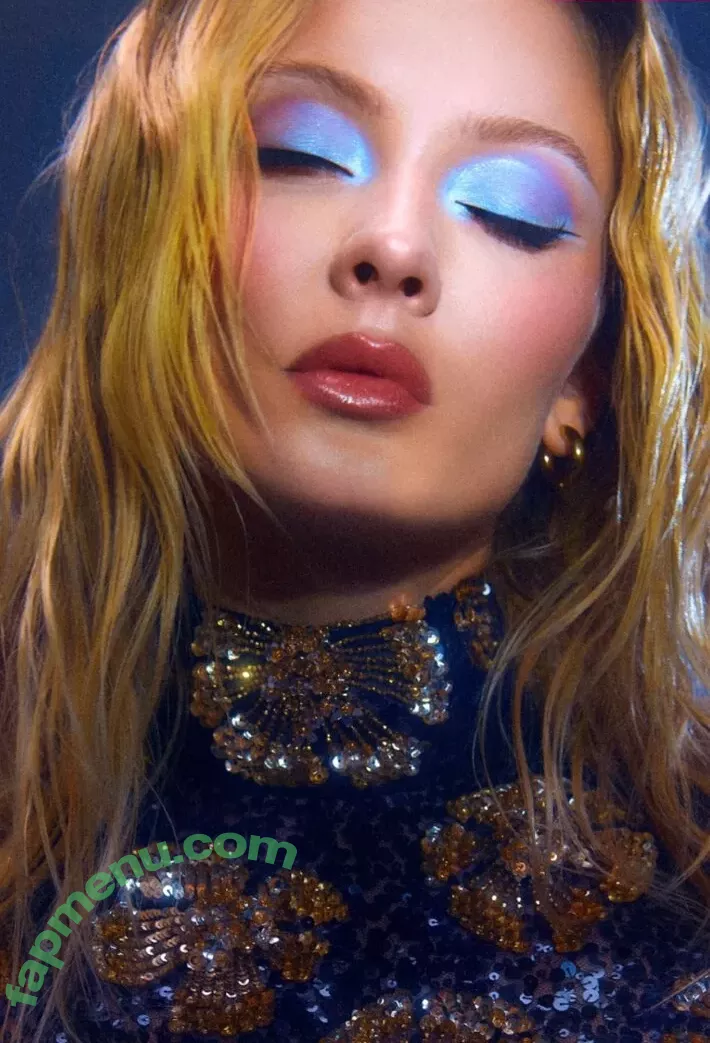 Zara Larsson nude photo #0651 (zaralarsson)