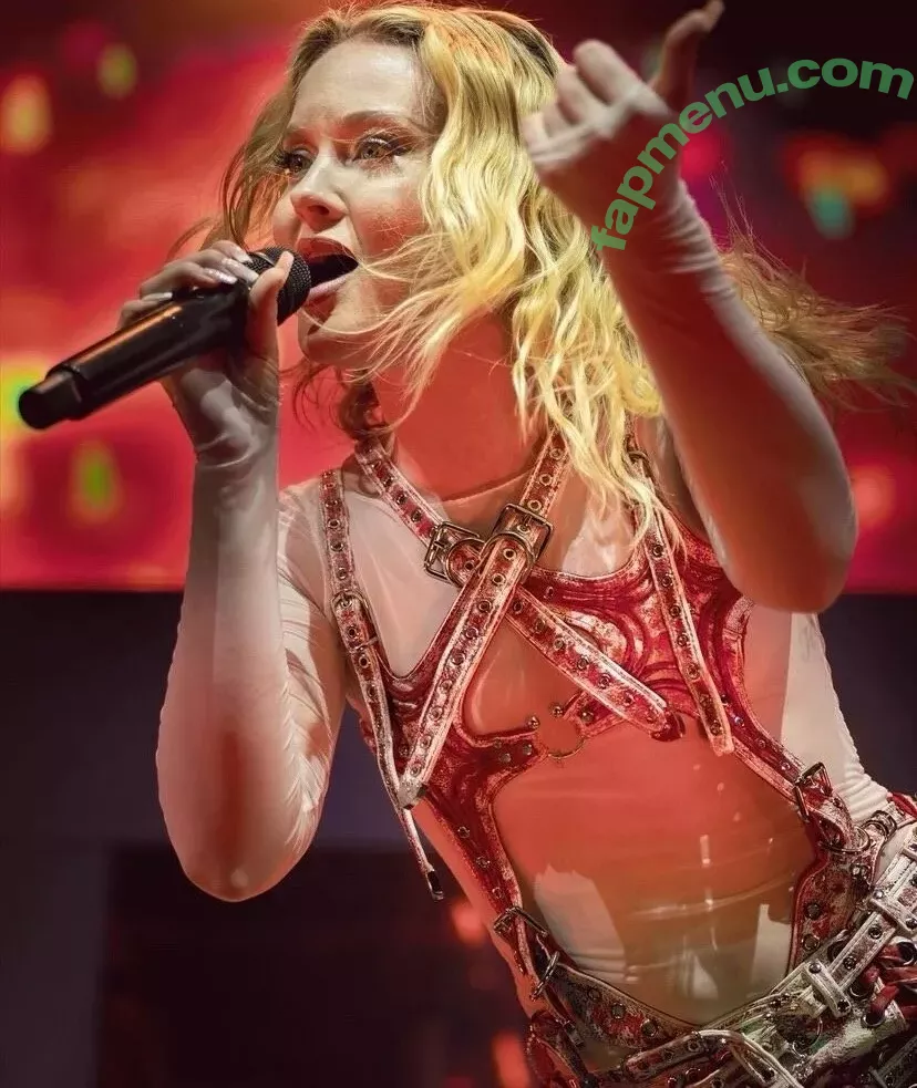 Zara Larsson nude photo #0697 (zaralarsson)