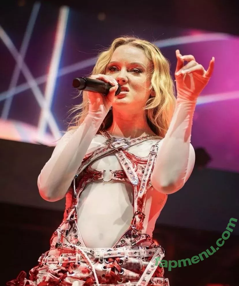 Zara Larsson nude photo #0701 (zaralarsson)