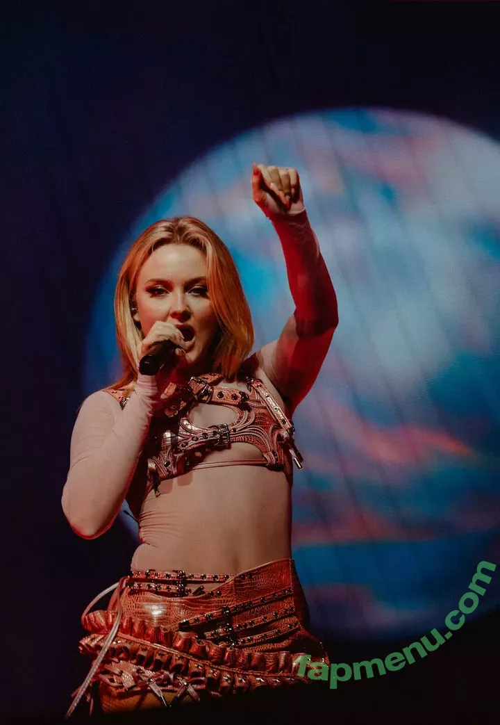 Zara Larsson nude photo #0709 (zaralarsson)