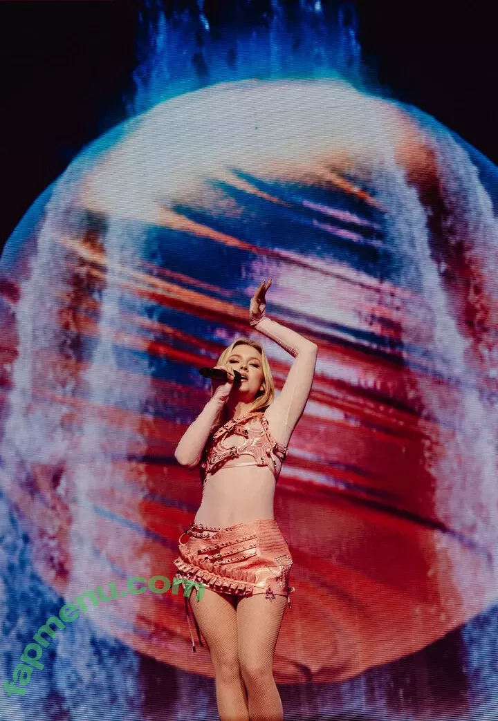 Zara Larsson nude photo #0710 (zaralarsson)