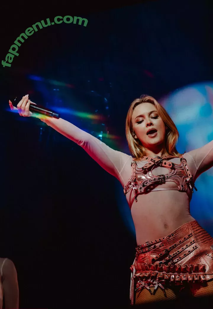 Zara Larsson nude photo #0720 (zaralarsson)