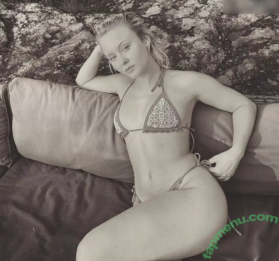 Zara Larsson nude photo #0845 (zaralarsson)