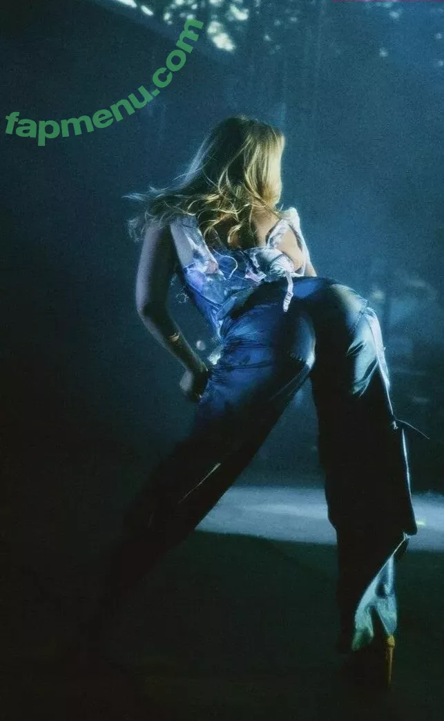 Zara Larsson nude photo #0923 (zaralarsson)