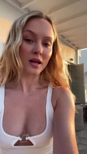 Zara Larsson / zaralarsson nude photo #1101