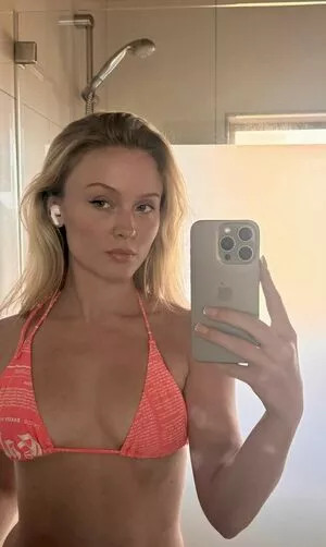 Zara Larsson / zaralarsson nude photo #1416