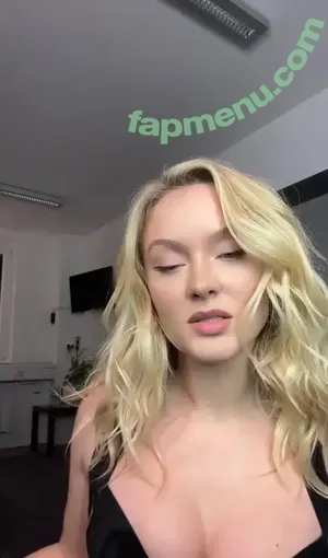 Zara Larsson / zaralarsson nude photo #1428