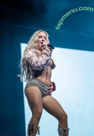 Zara Larsson / zaralarsson nude photo #1475