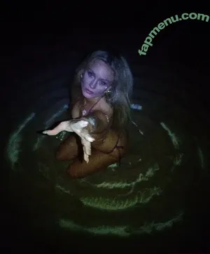 Zara Larsson, zaralarsson leaked nudes