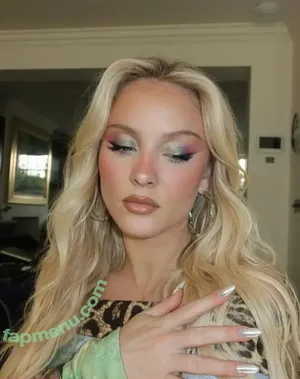 Zara Larsson / zaralarsson nude photo #1607