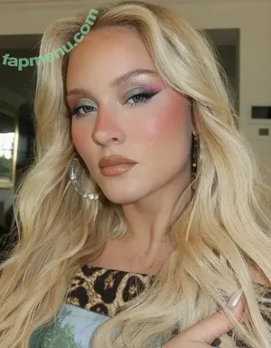 Zara Larsson / zaralarsson nude photo #1608