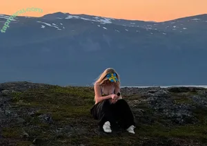 Zara Larsson / zaralarsson nude photo #1658