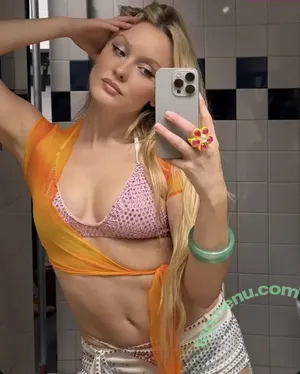 Zara Larsson / zaralarsson nude photo #1667