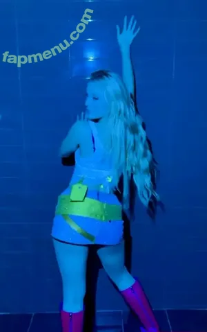 Zara Larsson / zaralarsson nude photo #1668