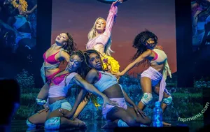 Zara Larsson / zaralarsson nude photo #1919