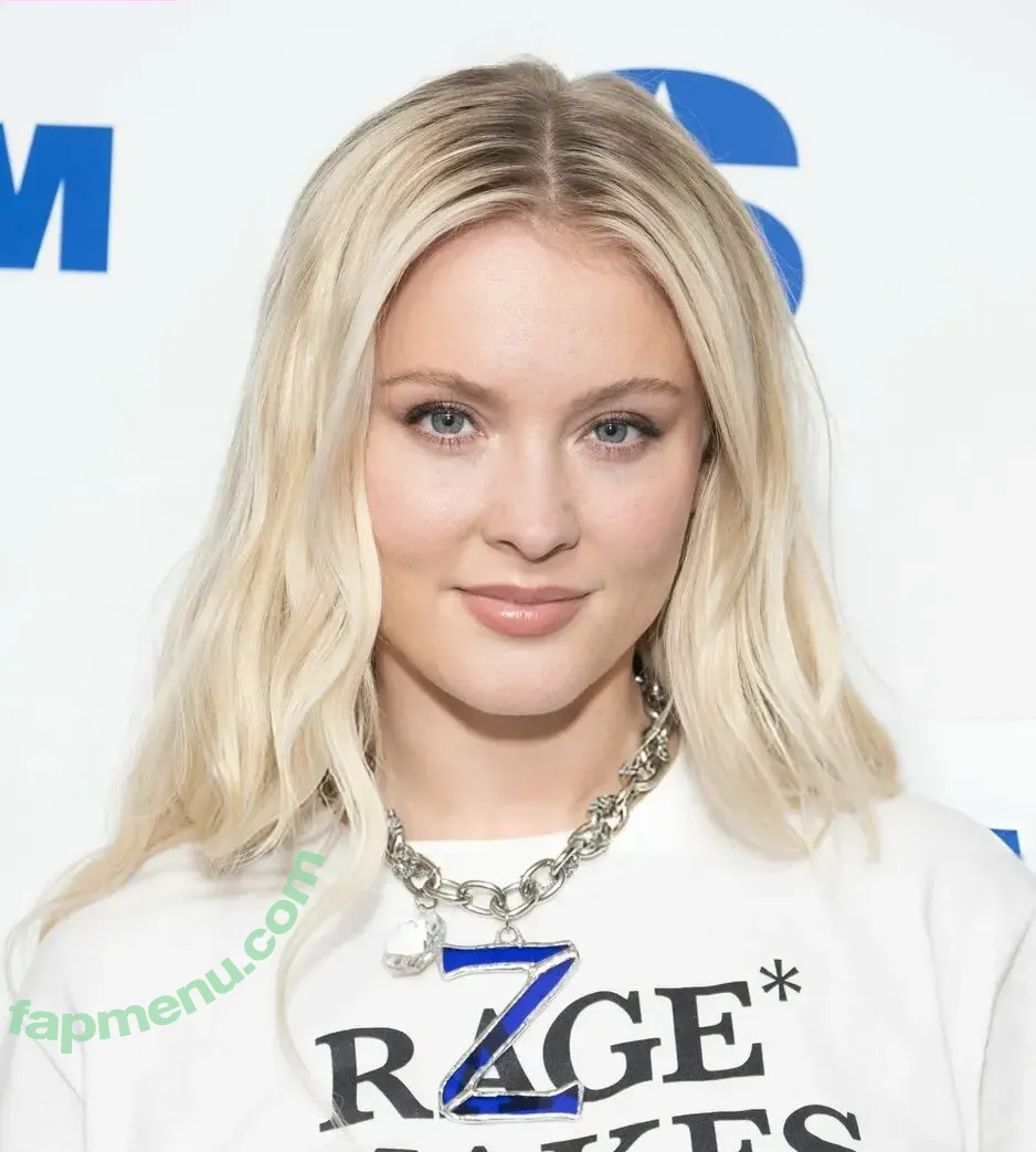 Zara Larsson nude photo #1556 (zaralarsson)