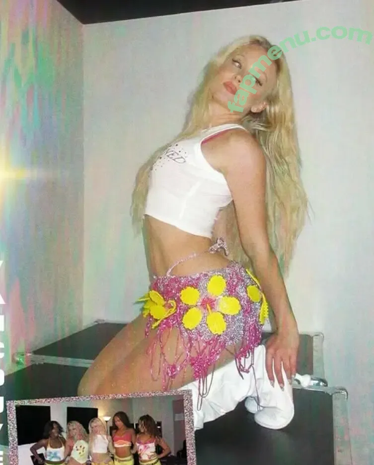 Zara Larsson nude photo #1675 (zaralarsson)