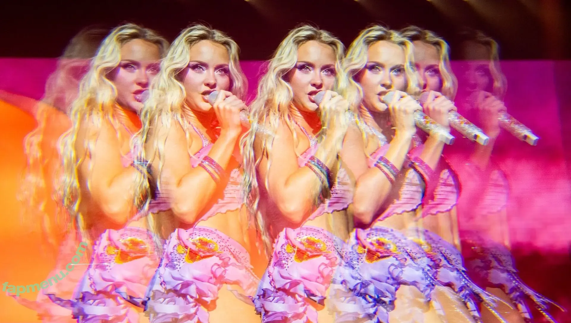 Zara Larsson nude photo #1858 (zaralarsson)