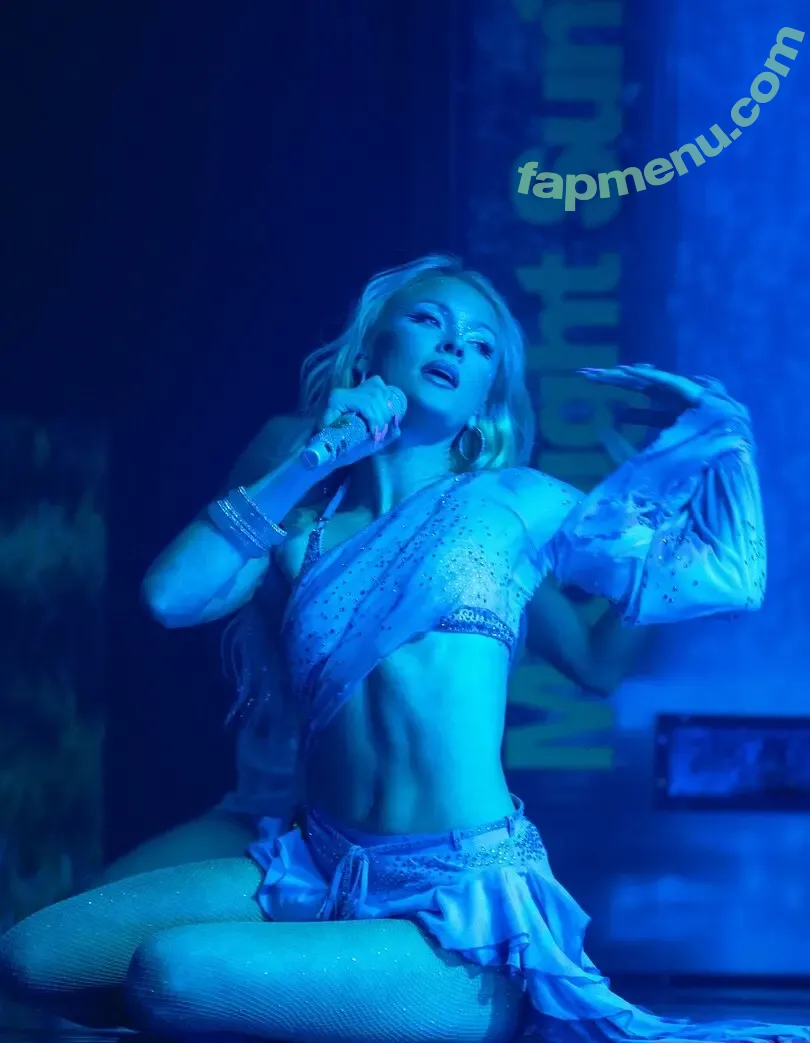 Zara Larsson nude photo #1976 (zaralarsson)