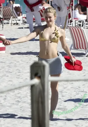 Zara Larsson / zaralarsson nude photo #2234