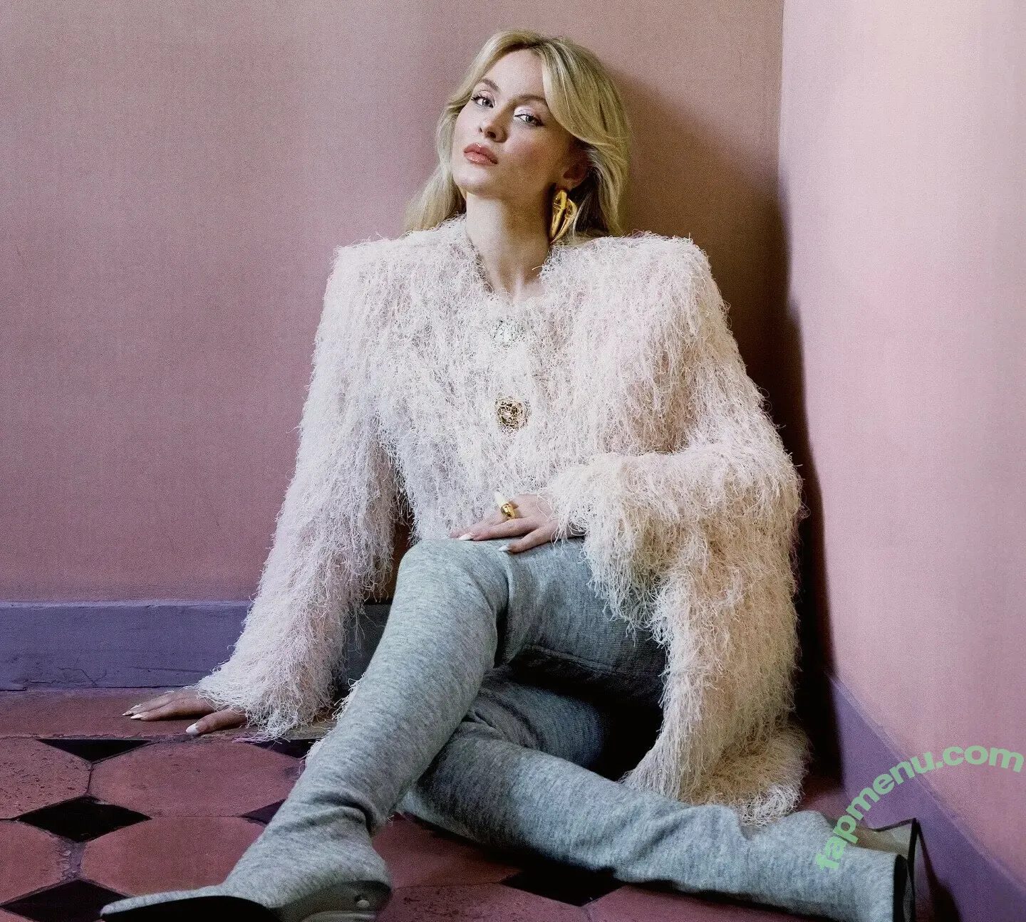 Zara Larsson nude photo #2021 (zaralarsson)