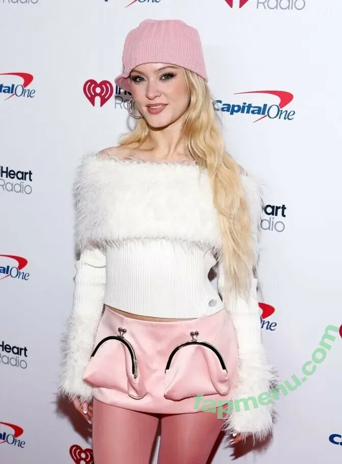 Zara Larsson nude photo #2133 (zaralarsson)