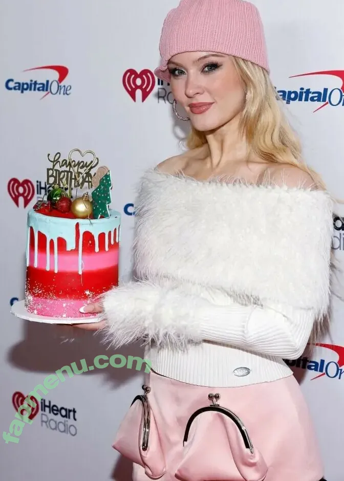 Zara Larsson nude photo #2135 (zaralarsson)