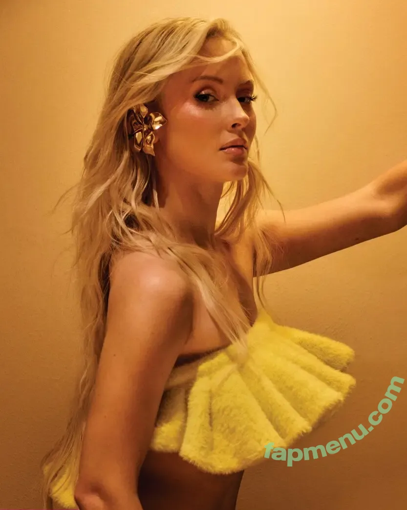 Zara Larsson nude photo #2140 (zaralarsson)