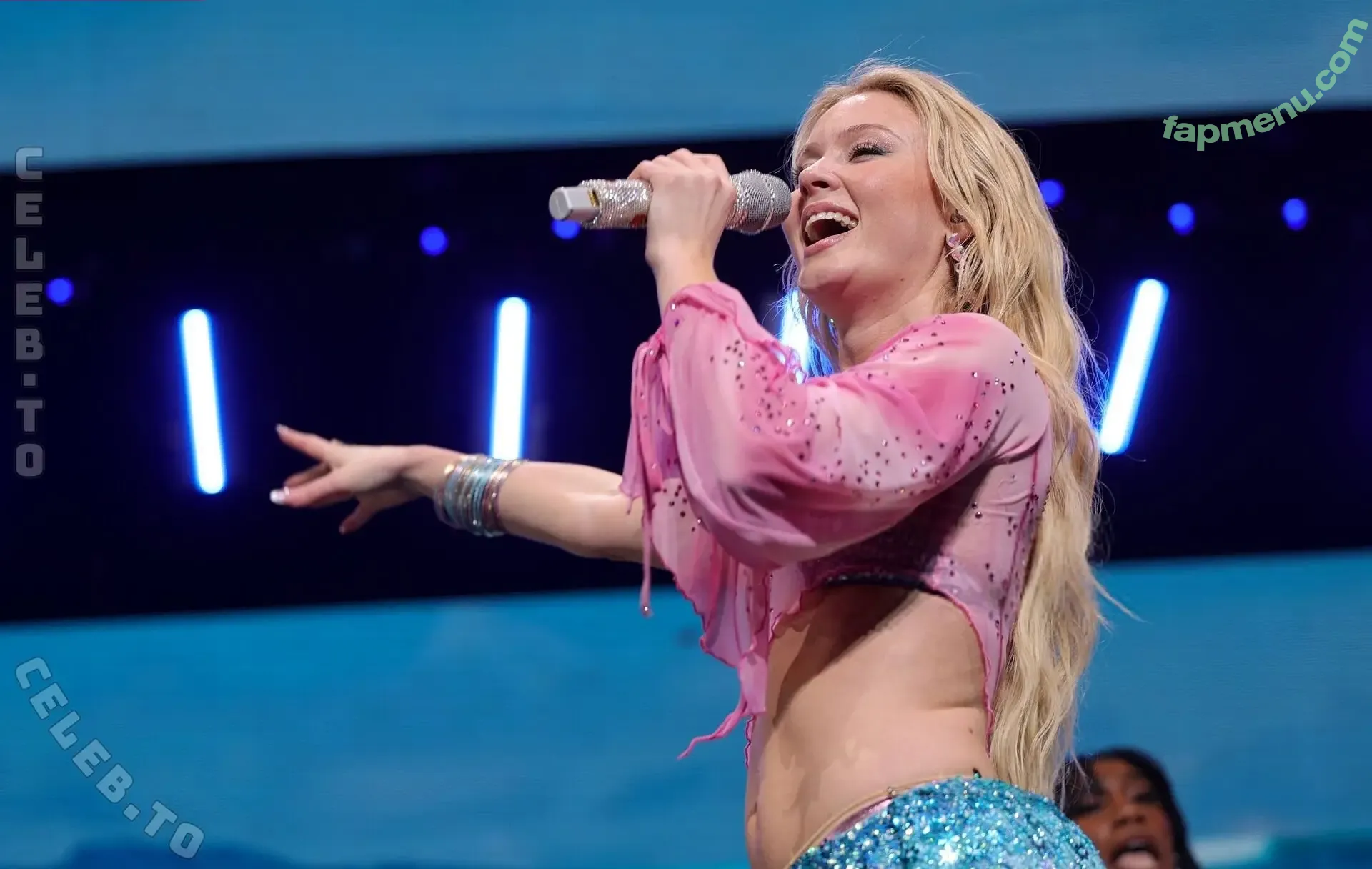 Zara Larsson nude photo #2144 (zaralarsson)