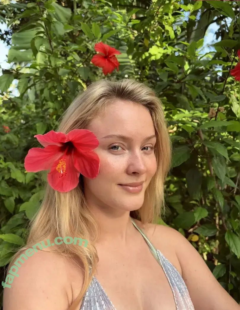 Zara Larsson nude photo #2295 (zaralarsson)