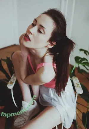  nude photo #0010