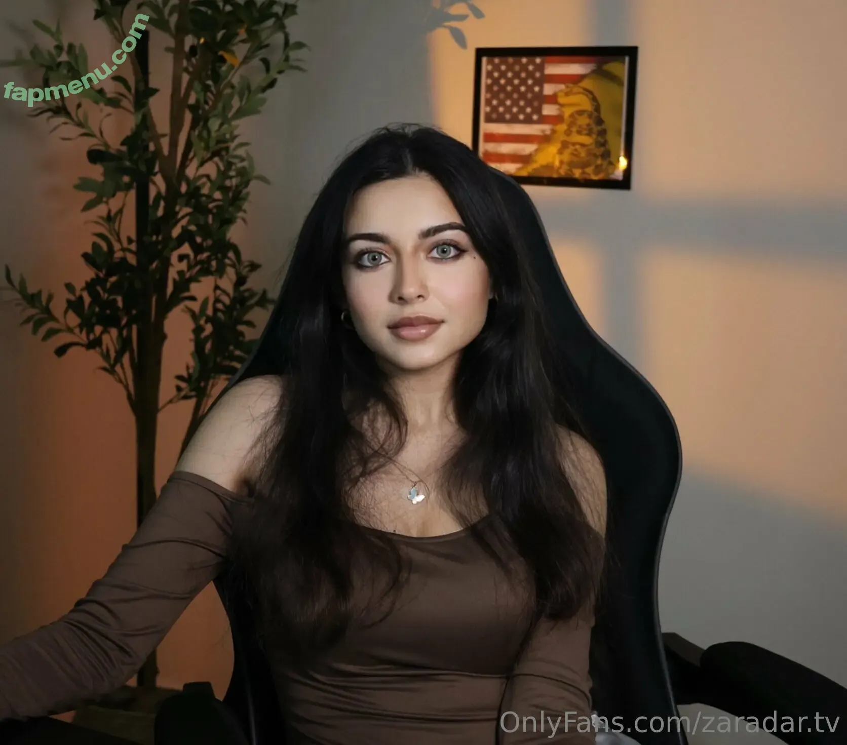 zaradar.tv nude photo #0079 (zara.darz)