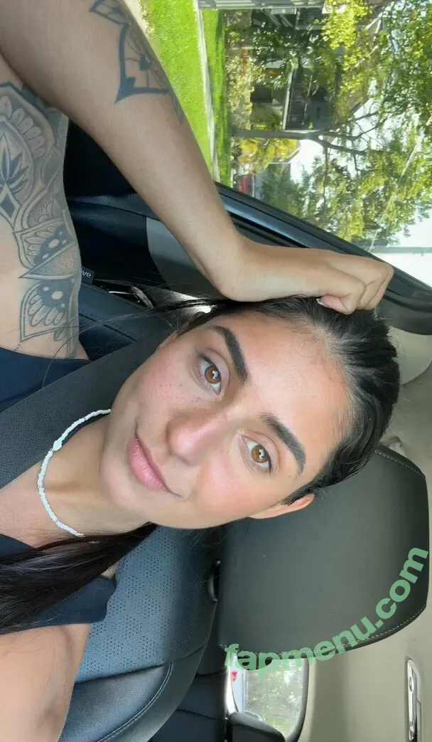 zarafoxy nude photo #0002 (zarafoxxyy)