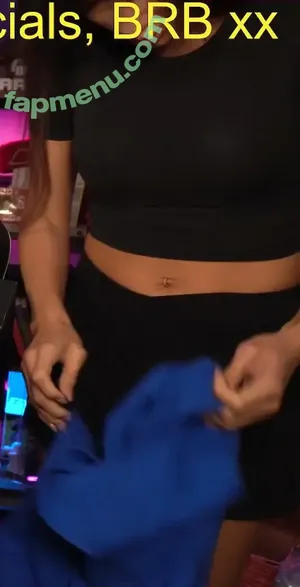 zaraondemand / ZaraPlaysGames / zaravanderguild nude photo #0067