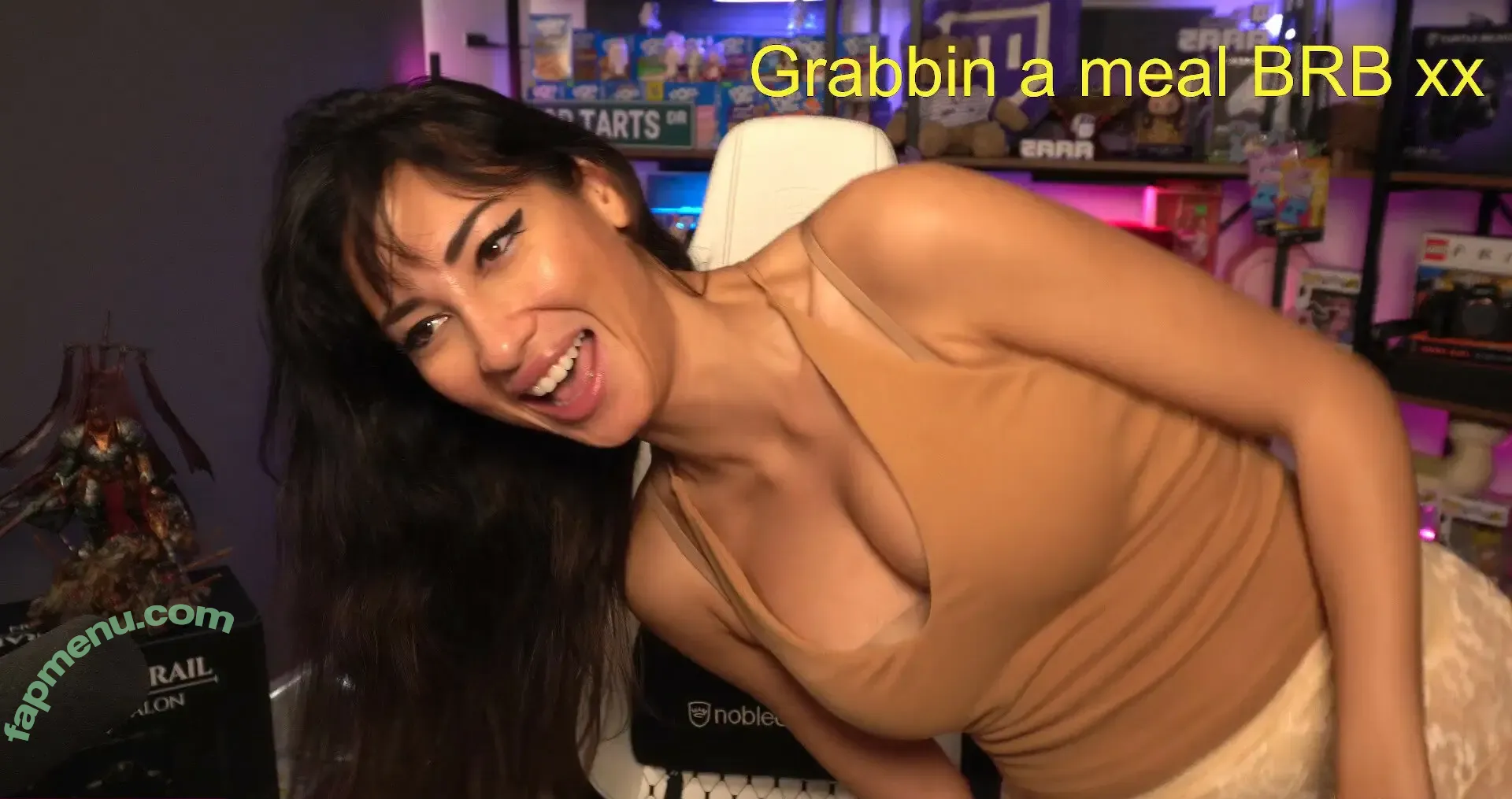 zaraondemand nude photo #0055 (ZaraPlaysGames / zaravanderguild)