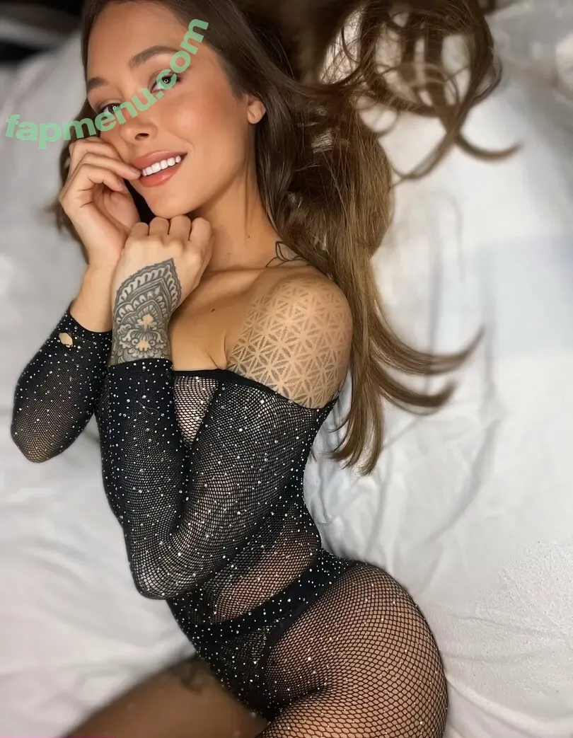zaraphillips nude photo #0015 (zarahphillips)