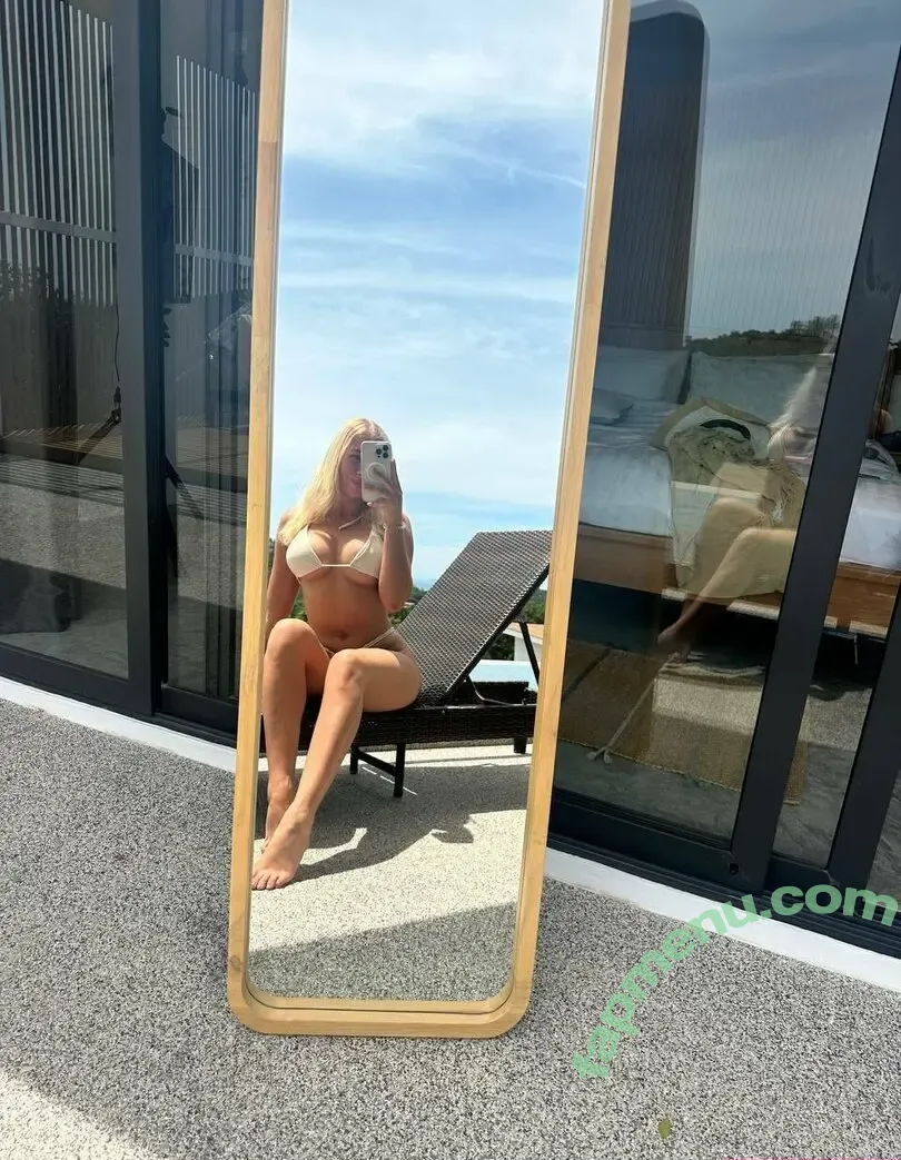 zarasnow nude photo #0014 (zarasnow__)