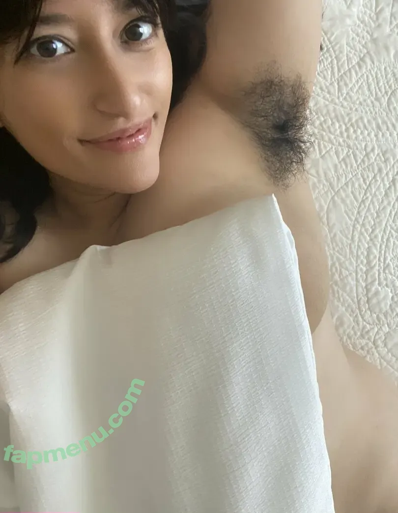 zarasutra nude photo #0080 (Zara Sutra / ZaraSutraXO)