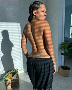 Zashia Santiago / officialzashia / zashiasantiago nude photo #0006