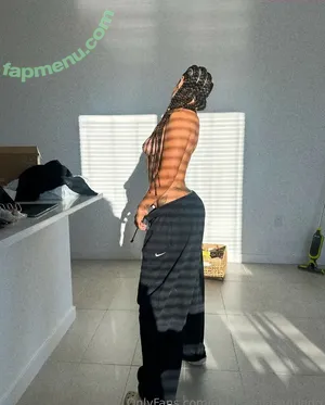 Zashia Santiago / officialzashia / zashiasantiago nude photo #0007