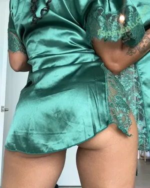 Zashia Santiago / officialzashia / zashiasantiago nude photo #0034