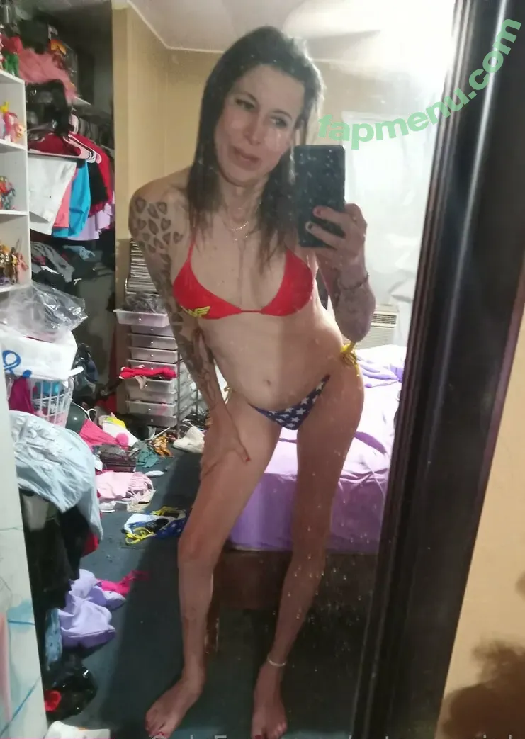 zatannapink nude photo #0011 (zatanna_pink)