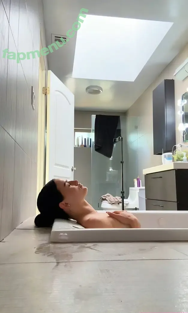 zava_ly nude photo #0025 (zava_li)