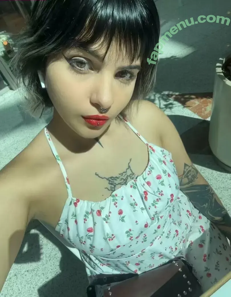 zayamorx nude photo #0013 (zayamorx)