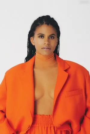 Zazie Beetz / zaziebeetz nude photo #0047