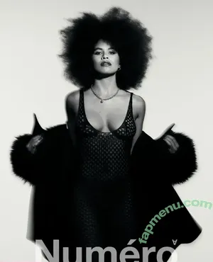 Zazie Beetz / zaziebeetz nude photo #0084