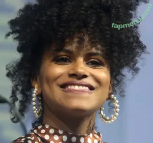 Zazie Beetz / zaziebeetz nude photo #0113