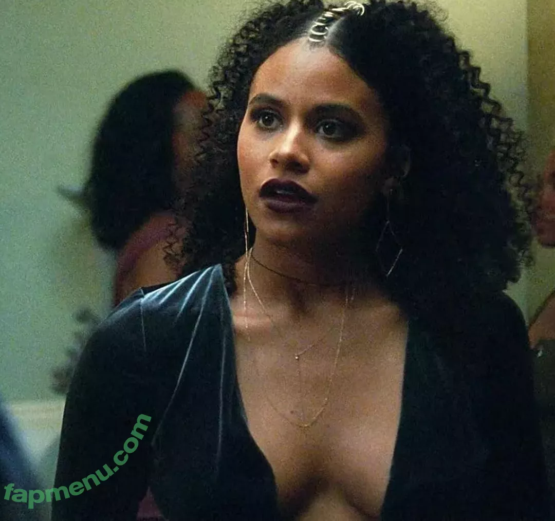 Zazie Beetz nude photo #0031 (zaziebeetz)