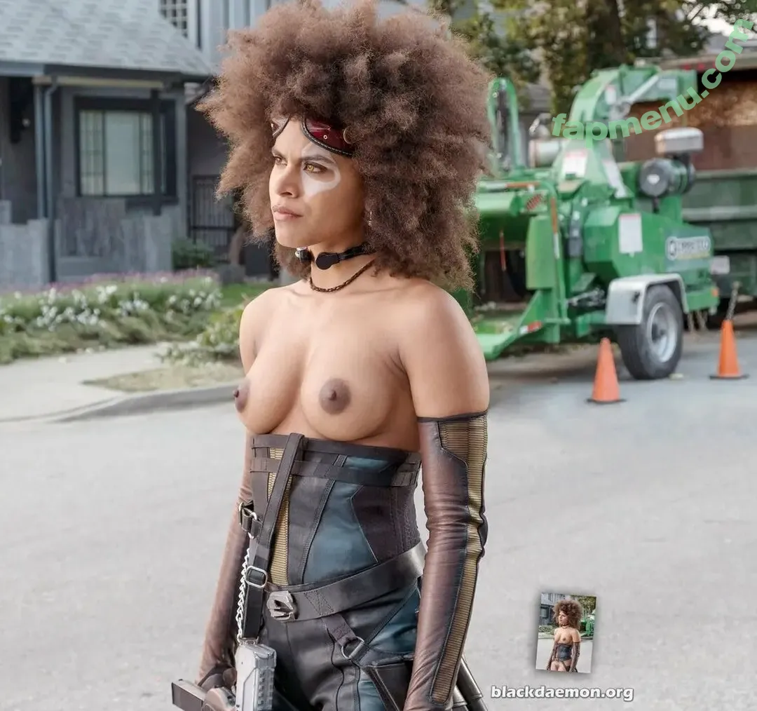 Zazie Beetz nude photo #0079 (zaziebeetz)