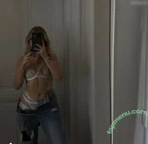 Zclina nude photo #0001